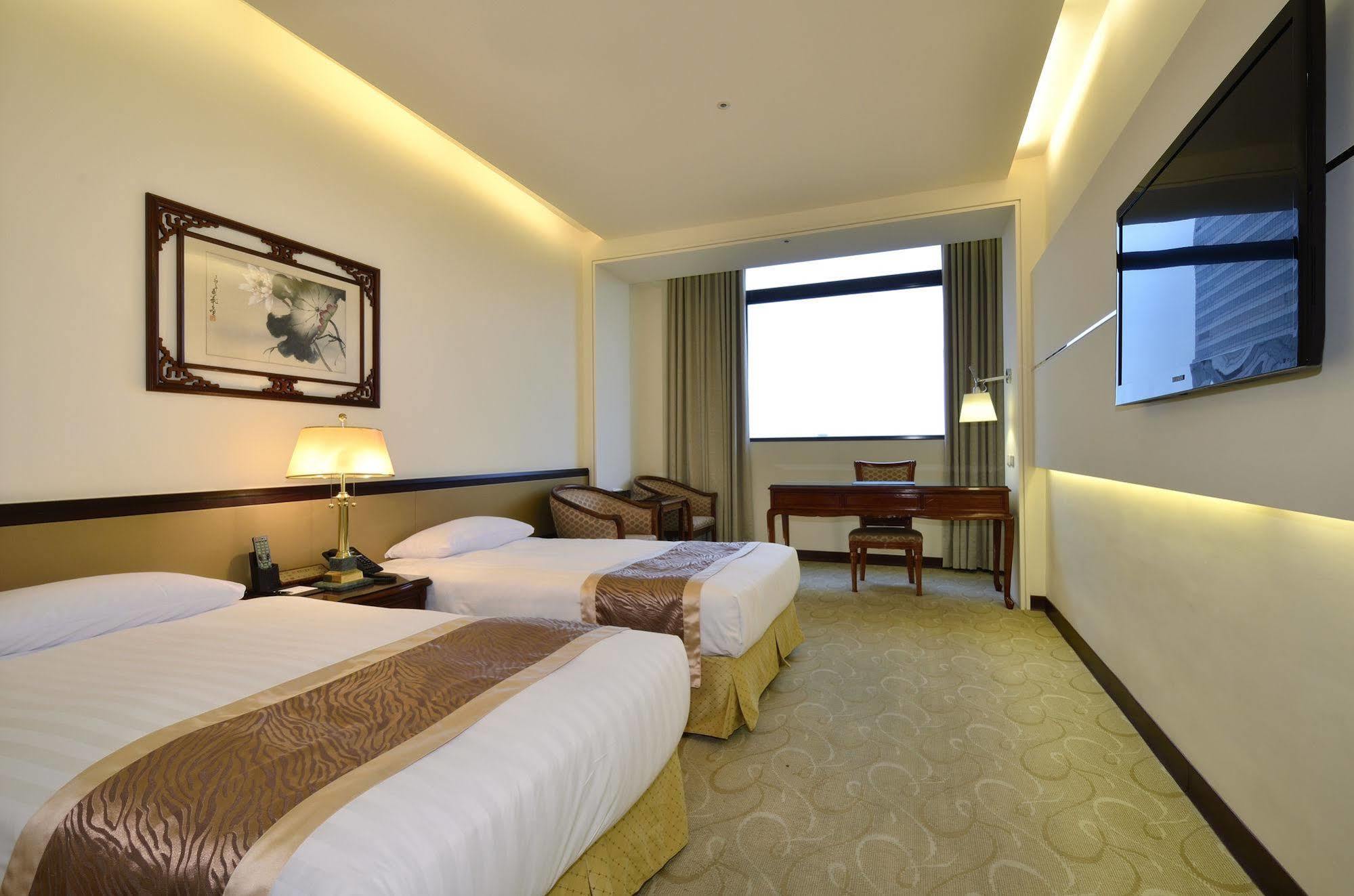 King'S Paradise Hotel Zhongli Exterior foto